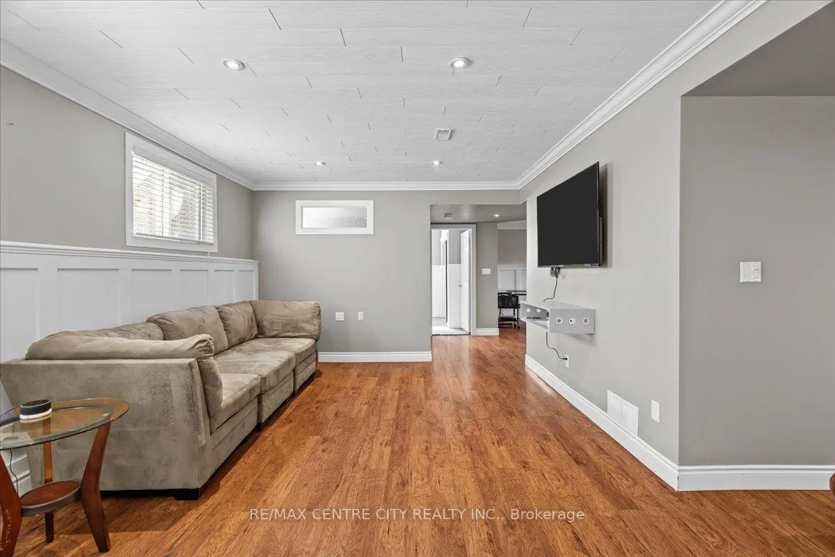 Photo 28 of 19 Dell Drive, Strathroy-Caradoc, SW — HOMEH