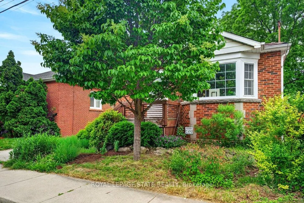Photo 2 of 78 East 14th Street, Hamilton, Inch Park — HOMEH