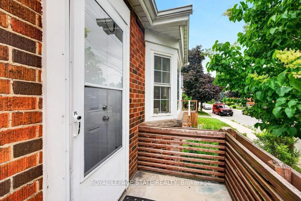 Photo 4 of 78 East 14th Street, Hamilton, Inch Park — HOMEH