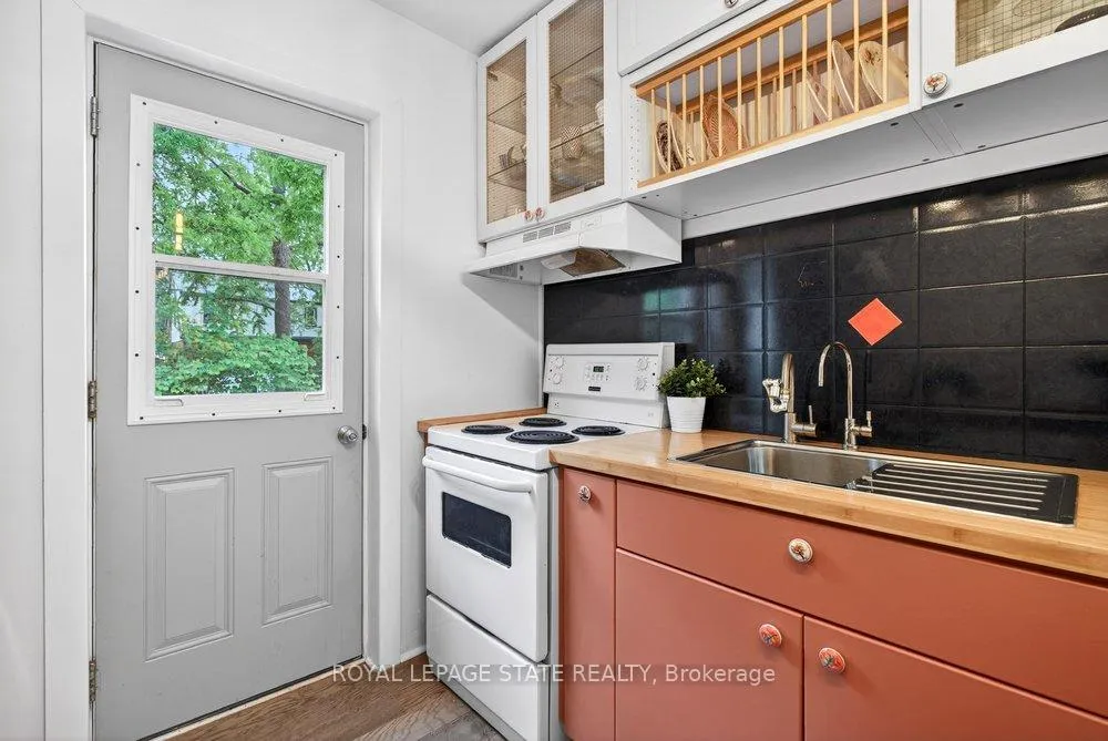Photo 13 of 78 East 14th Street, Hamilton, Inch Park — HOMEH