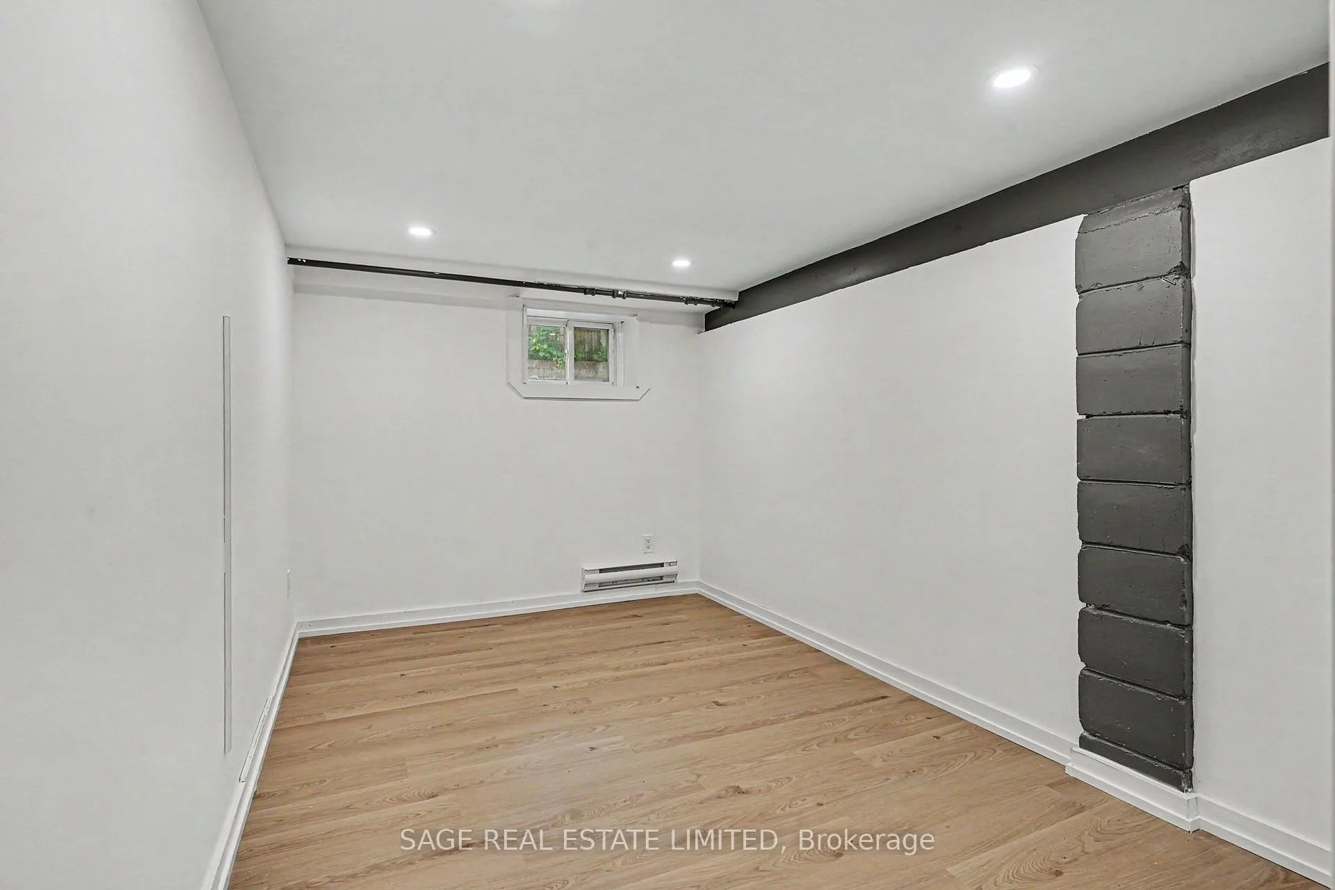 Photo 17 of Unit 5, 10 Fir Avenue, Toronto, The Beaches — HOMEH