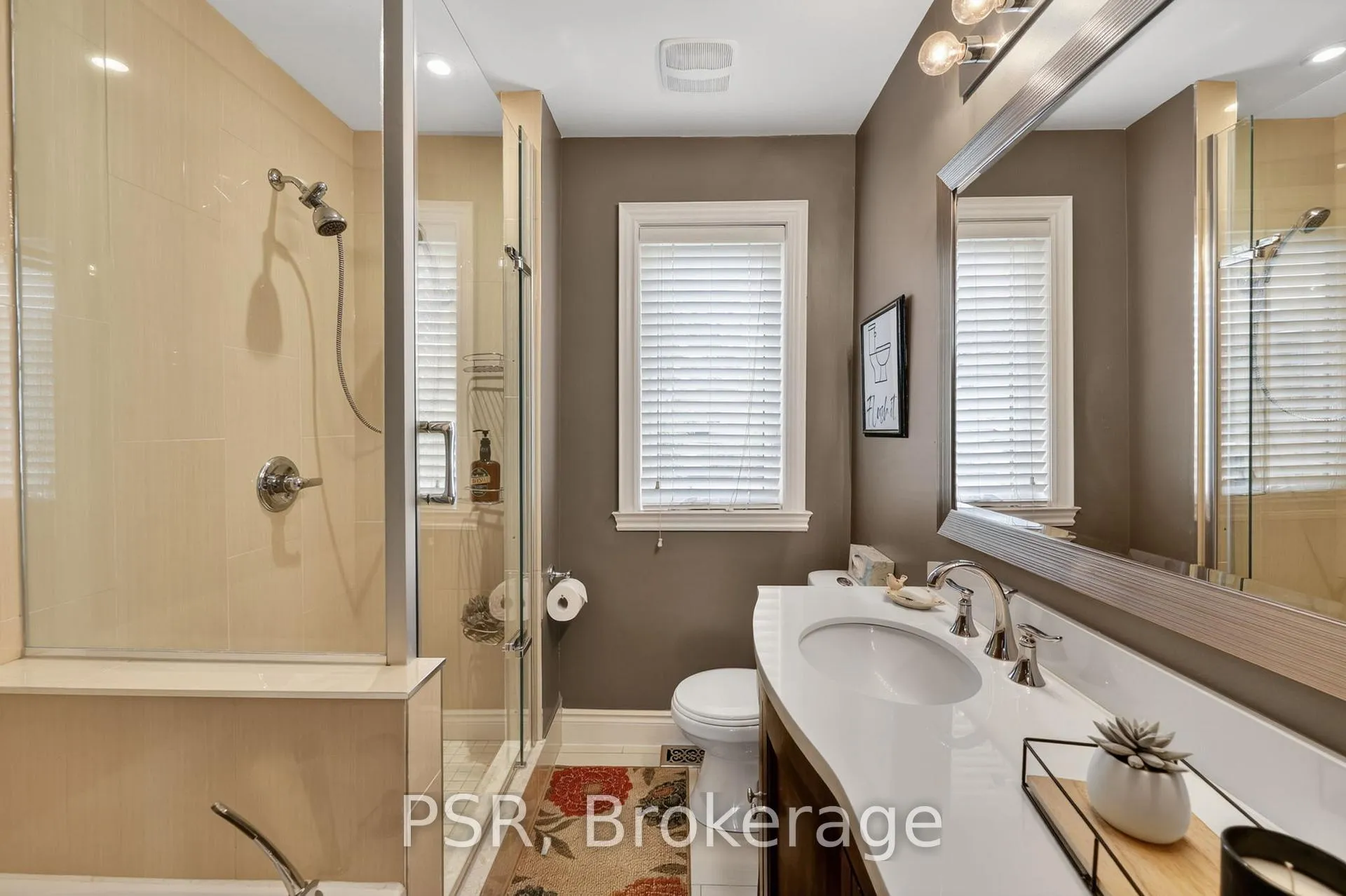 Photo 30 of 967 Mosley Street, Wasaga Beach — HOMEH