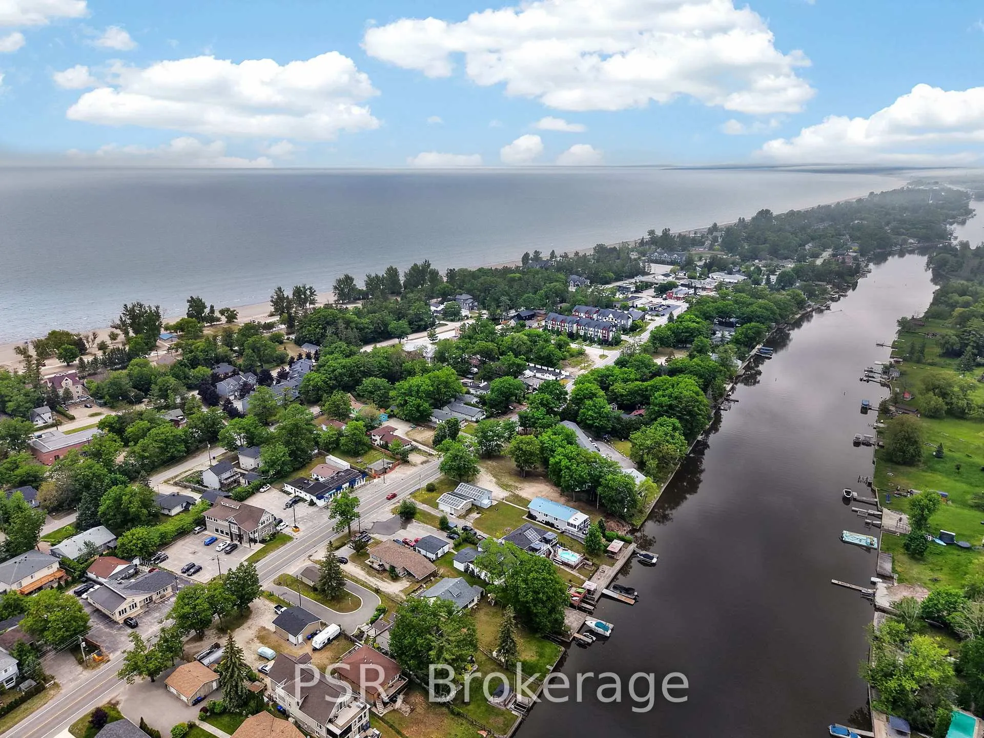 Photo 45 of 967 Mosley Street, Wasaga Beach — HOMEH