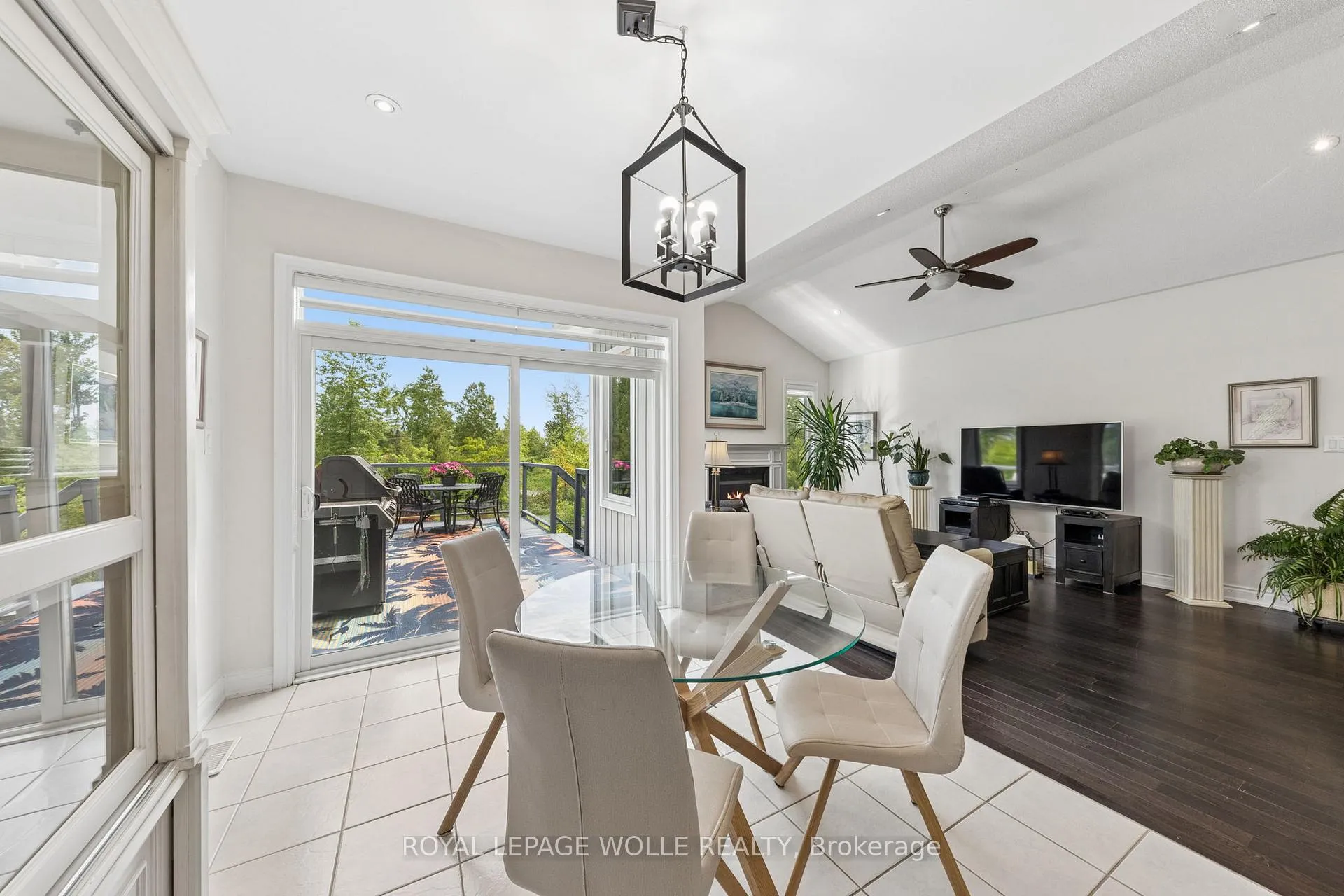 Photo 15 of 43 Allegra Drive, Wasaga Beach — HOMEH