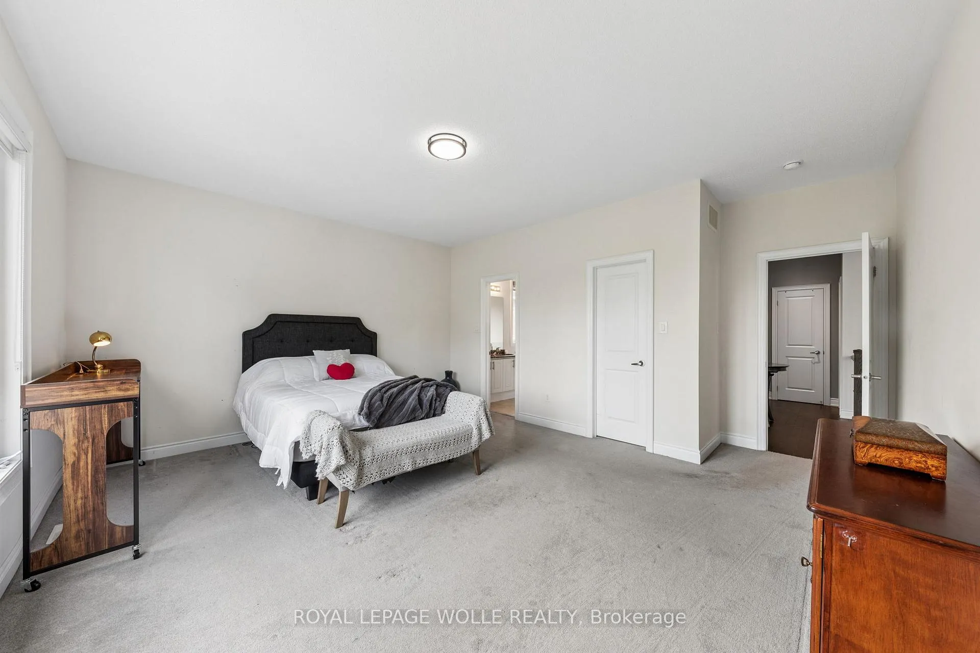Photo 18 of 43 Allegra Drive, Wasaga Beach — HOMEH