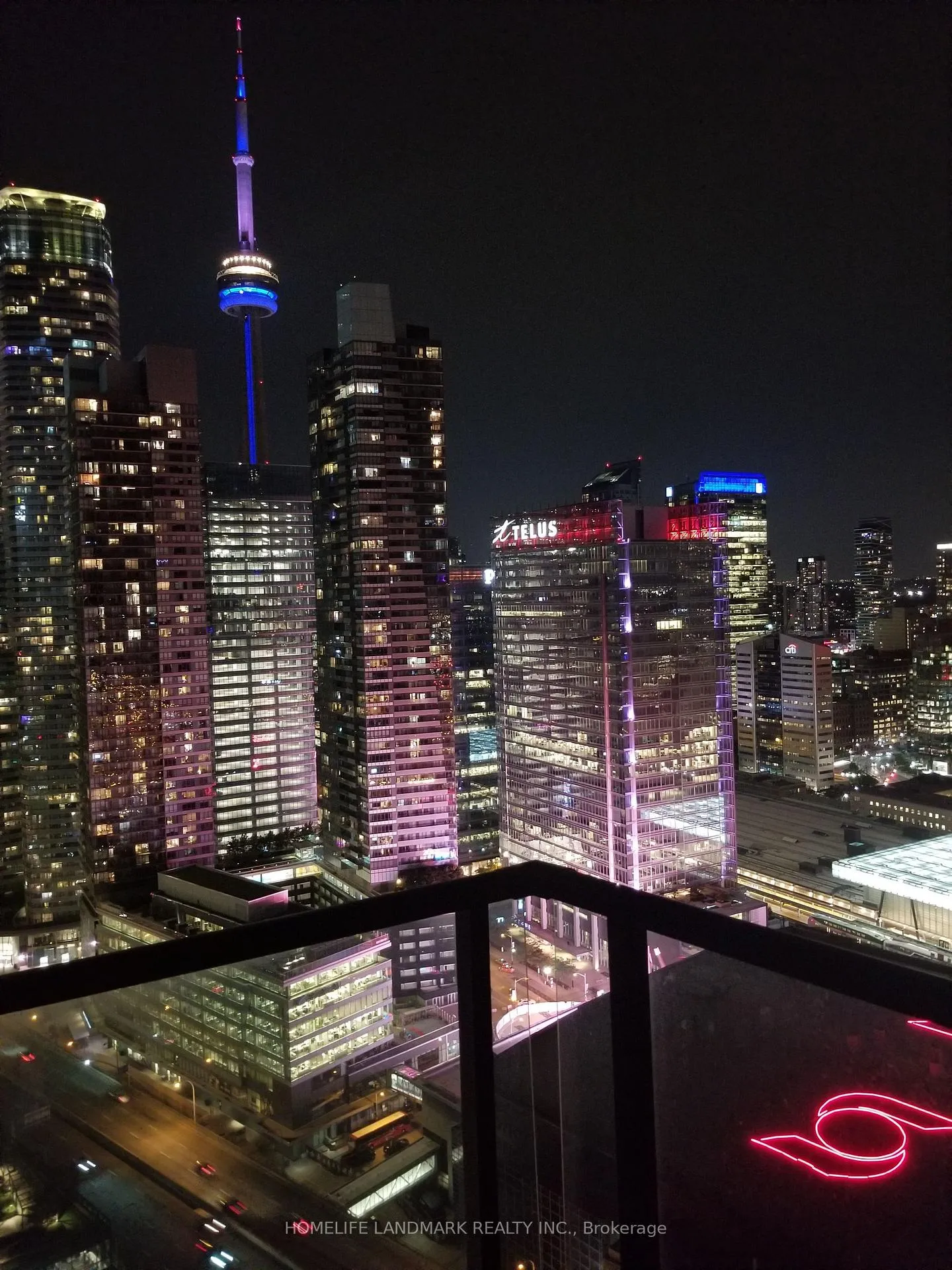 Photo 4 of Unit 3813, 33 Bay Street, Toronto, Waterfront Communities — HOMEH