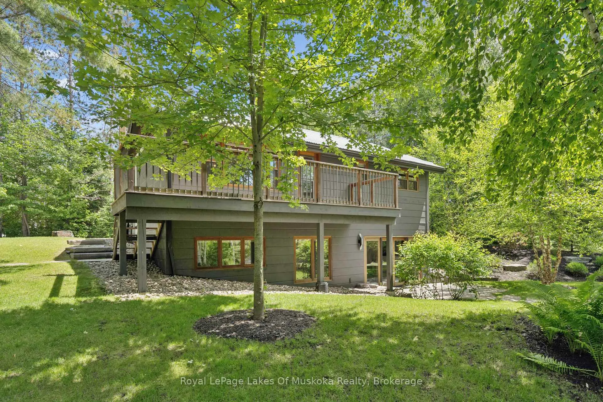 Photo 2 of 1016 Swift Lane, Algonquin Highlands, Sherborne — HOMEH