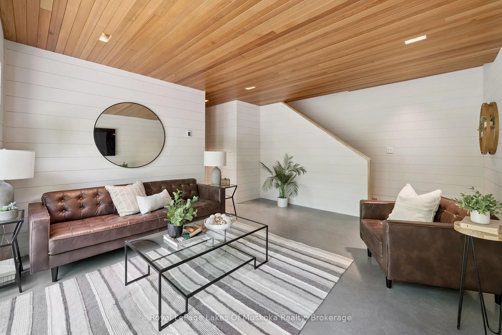 Photo 3 of 1016 Swift Lane, Algonquin Highlands, Sherborne — HOMEH