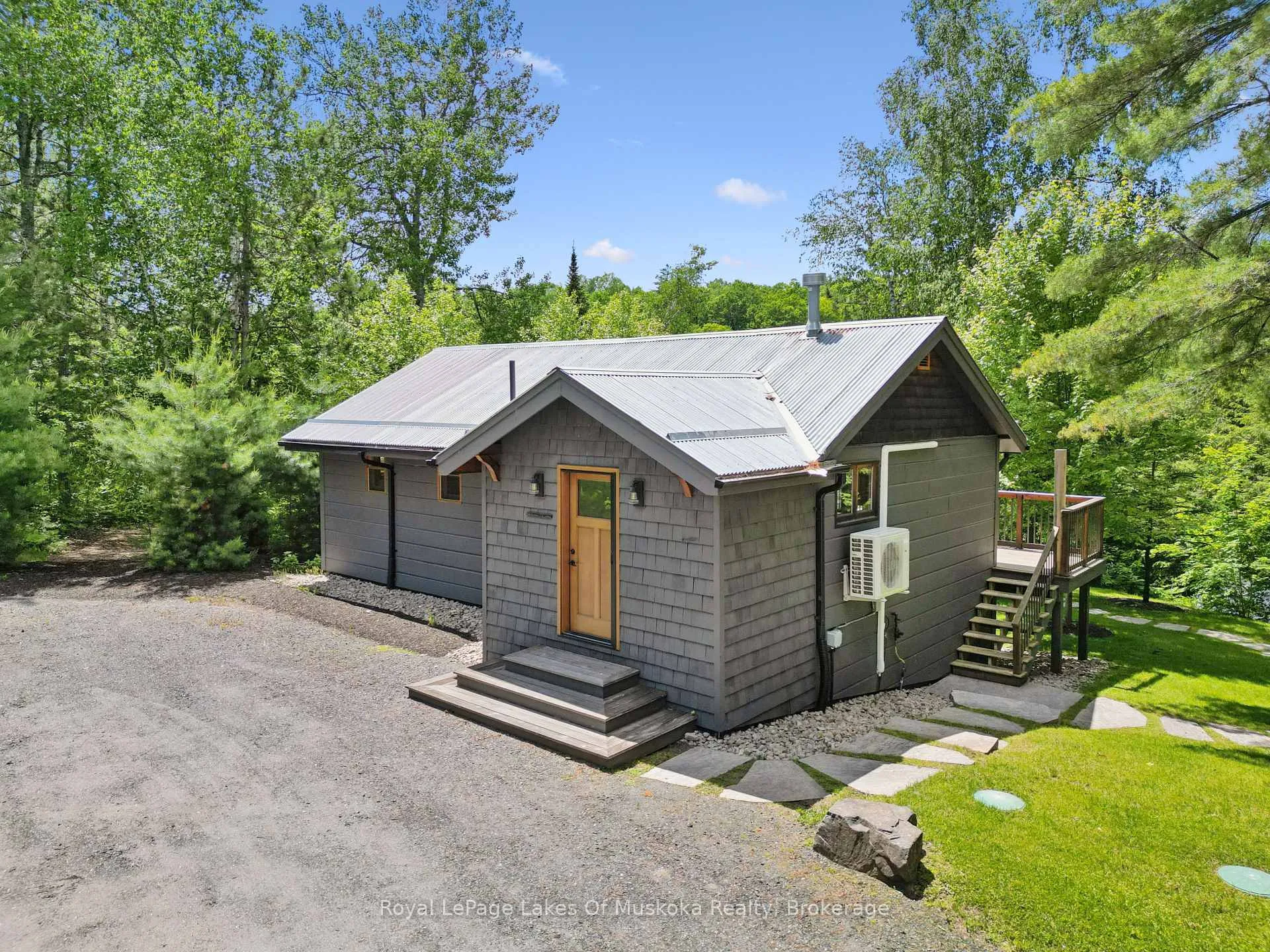 Photo 6 of 1016 Swift Lane, Algonquin Highlands, Sherborne — HOMEH