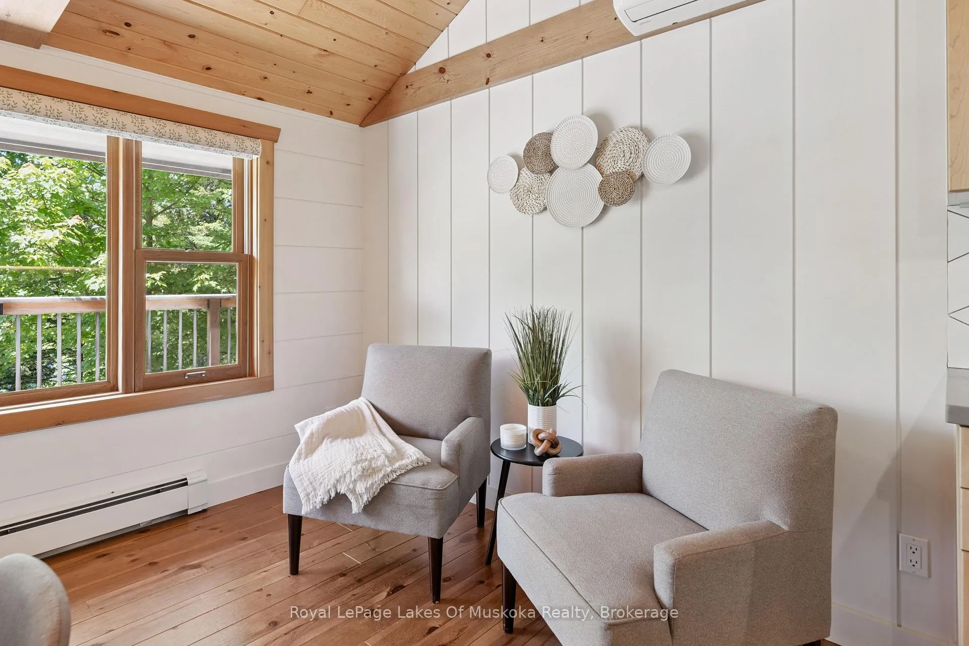 Photo 10 of 1016 Swift Lane, Algonquin Highlands, Sherborne — HOMEH