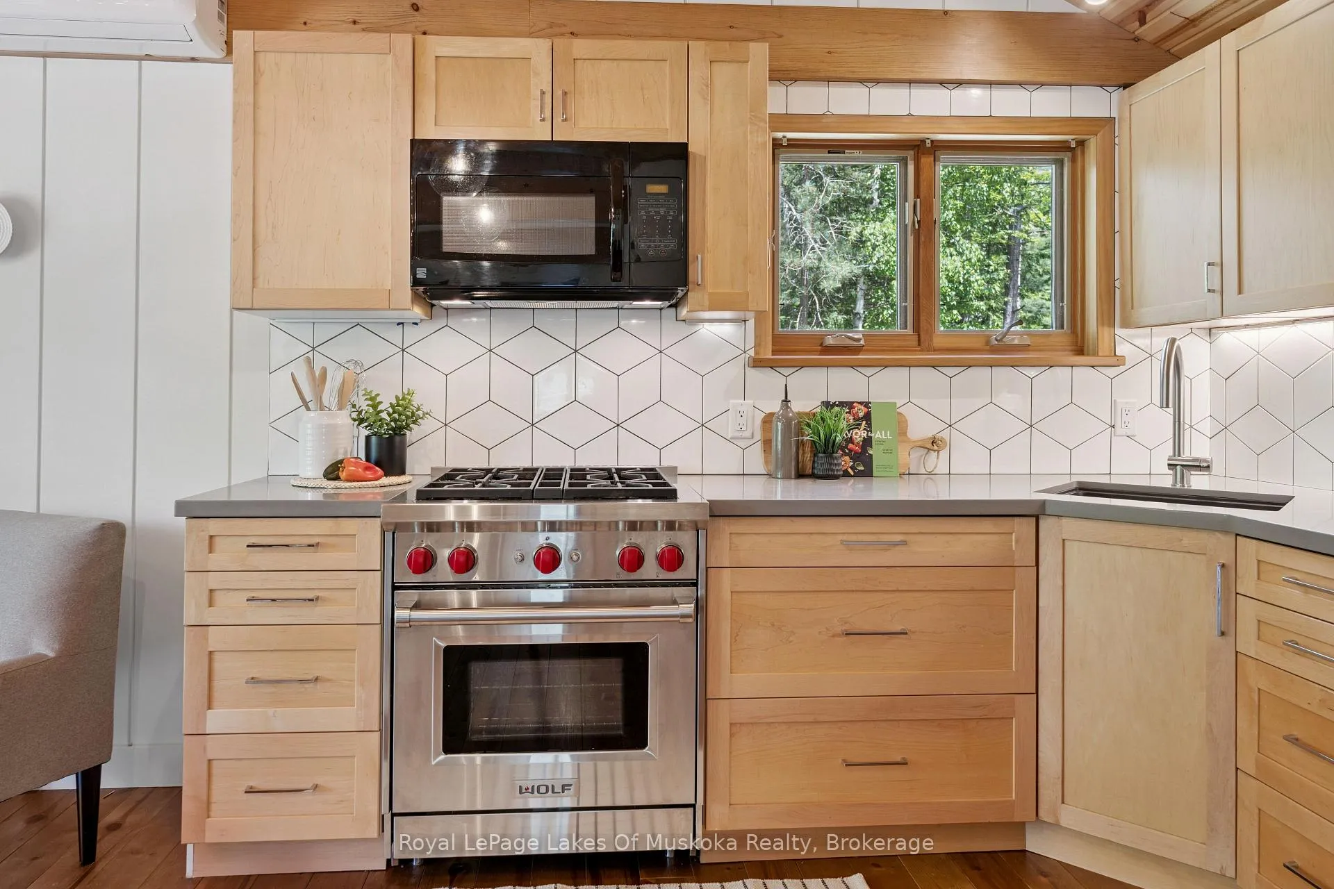 Photo 12 of 1016 Swift Lane, Algonquin Highlands, Sherborne — HOMEH
