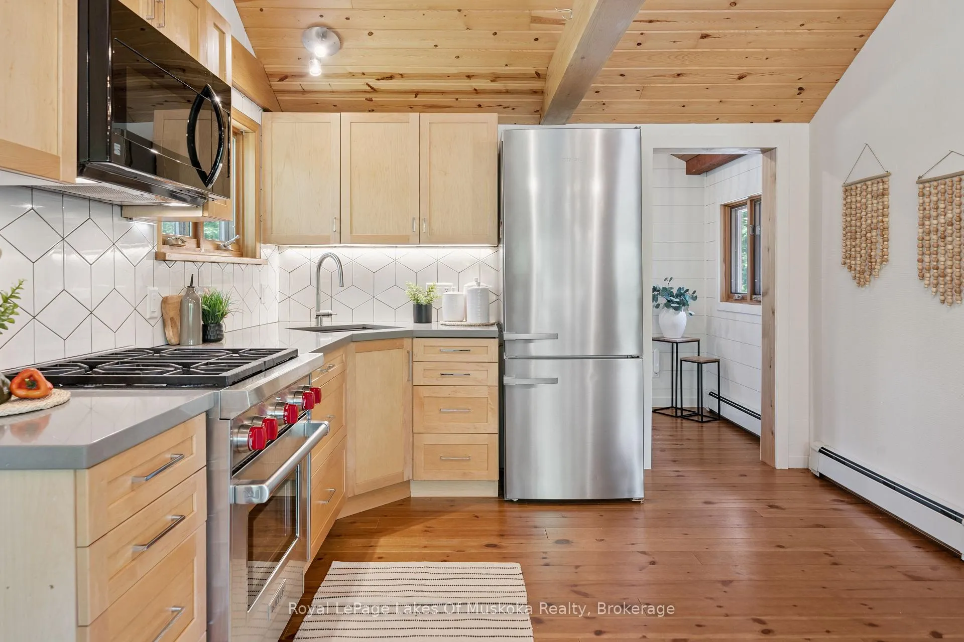 Photo 13 of 1016 Swift Lane, Algonquin Highlands, Sherborne — HOMEH