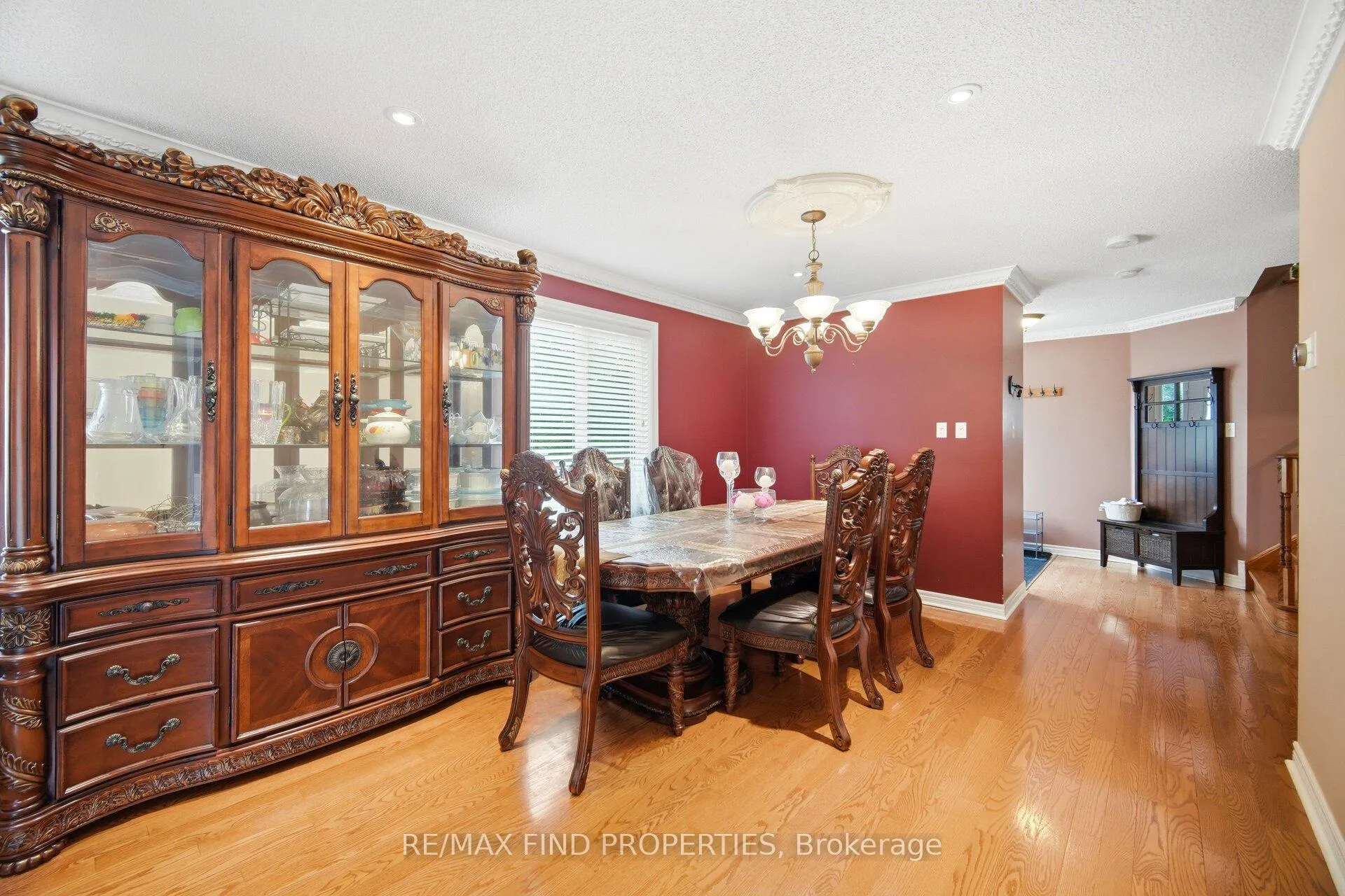 Photo 6 of 2 Summerdale Crescent, Brampton, Fletcher's Meadow — HOMEH