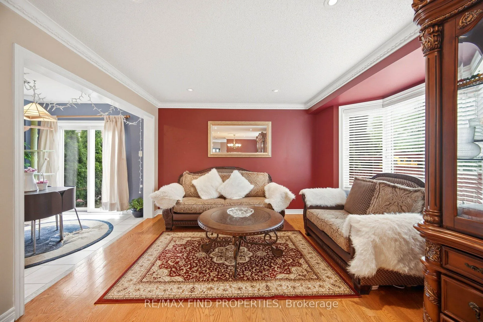 Photo 8 of 2 Summerdale Crescent, Brampton, Fletcher's Meadow — HOMEH
