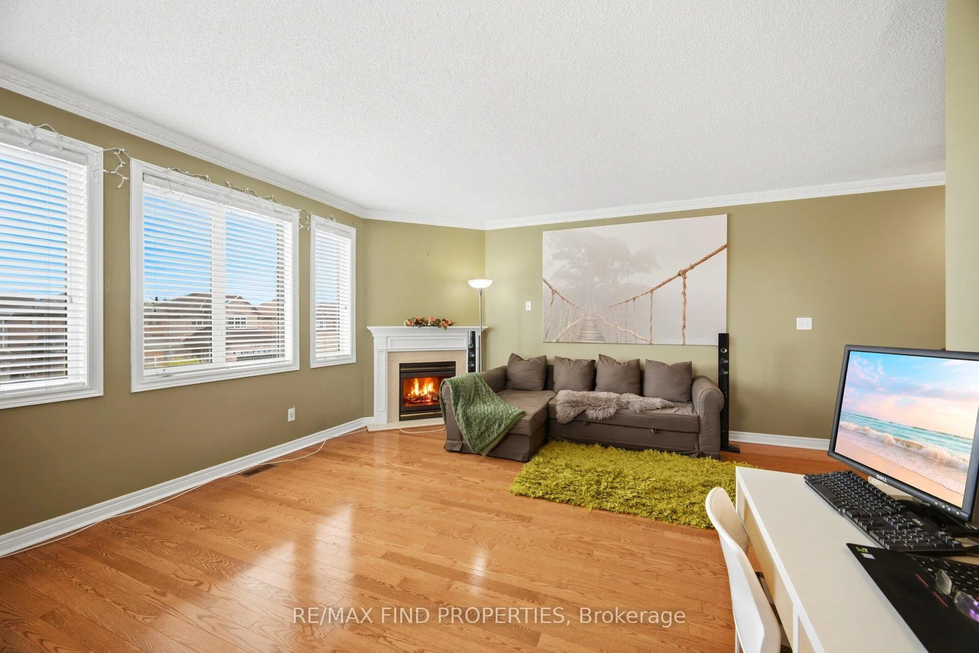 Photo 20 of 2 Summerdale Crescent, Brampton, Fletcher's Meadow — HOMEH