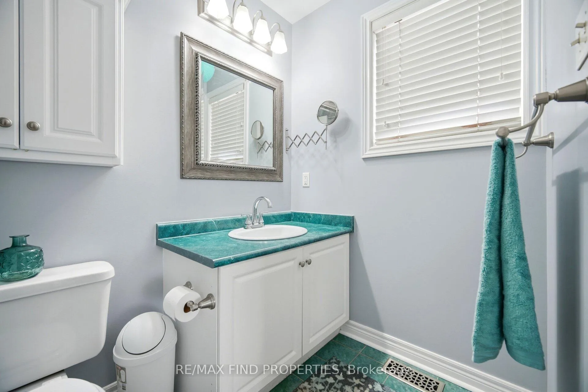 Photo 27 of 2 Summerdale Crescent, Brampton, Fletcher's Meadow — HOMEH