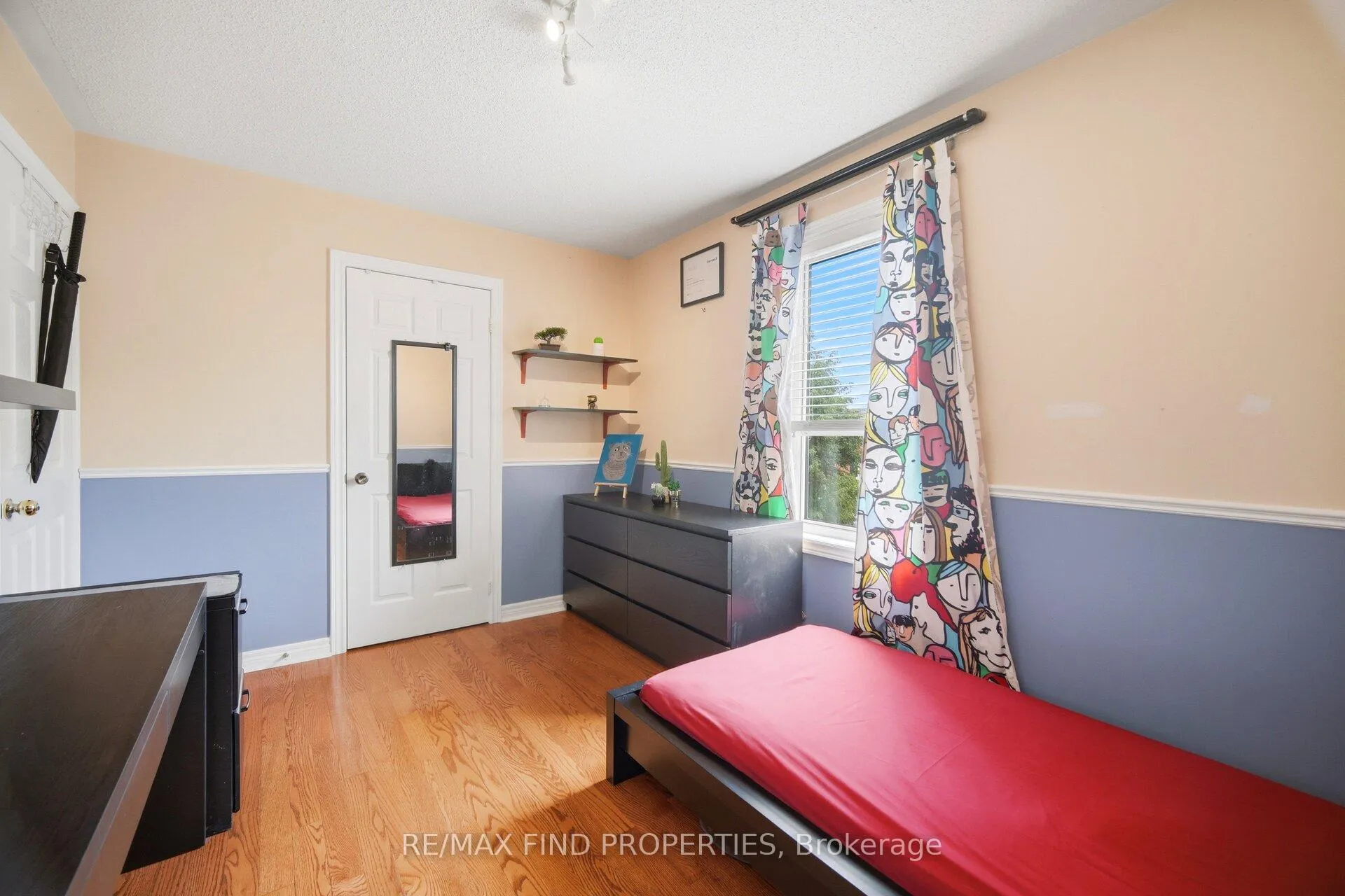 Photo 33 of 2 Summerdale Crescent, Brampton, Fletcher's Meadow — HOMEH
