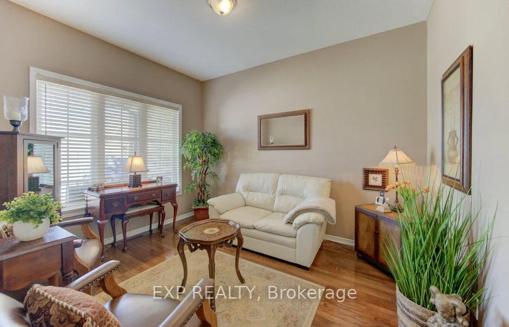 Photo 6 of Unit 8, 545 Laurelwood Drive, Waterloo — HOMEH