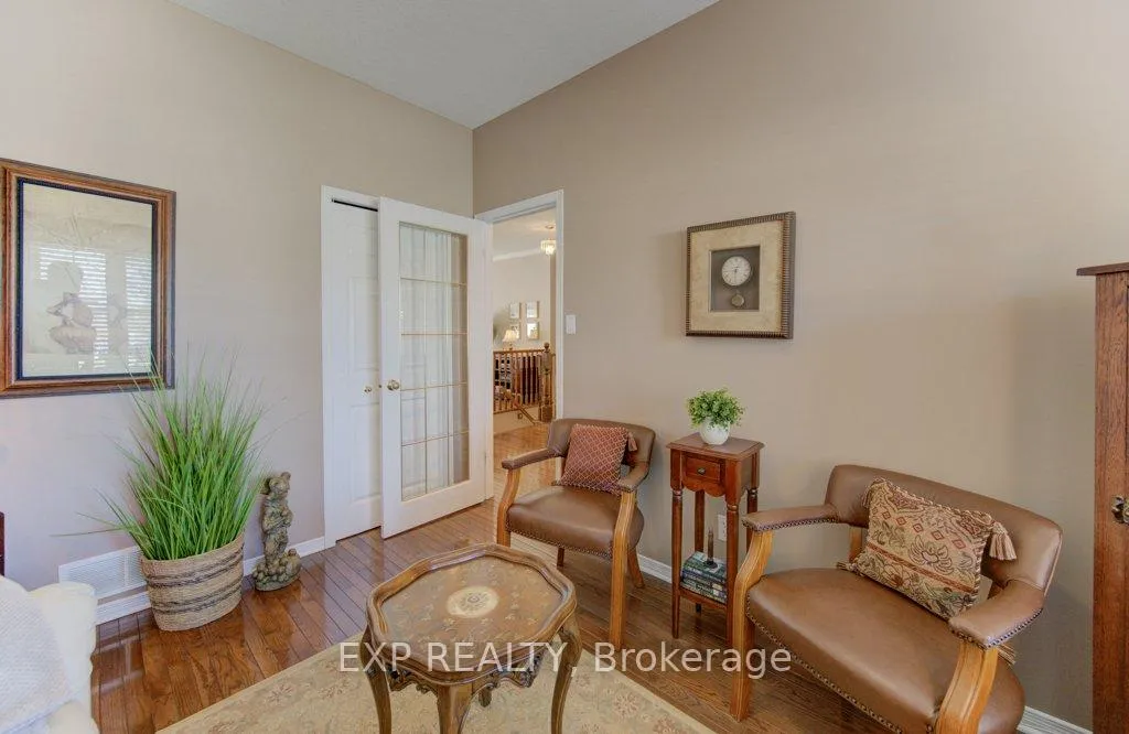 Photo 8 of Unit 8, 545 Laurelwood Drive, Waterloo — HOMEH
