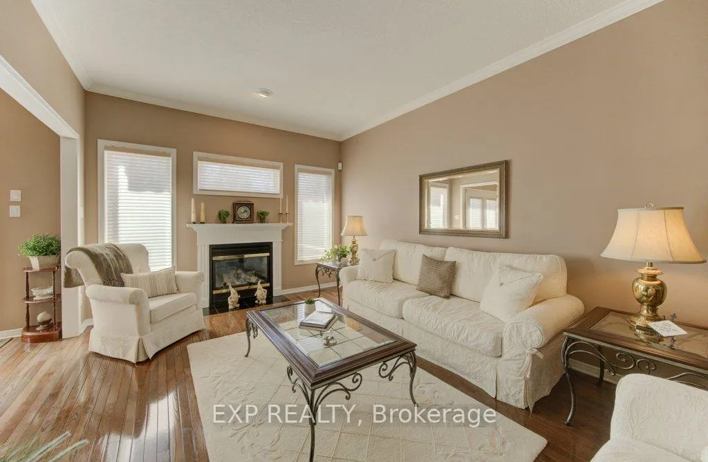 Photo 10 of Unit 8, 545 Laurelwood Drive, Waterloo — HOMEH