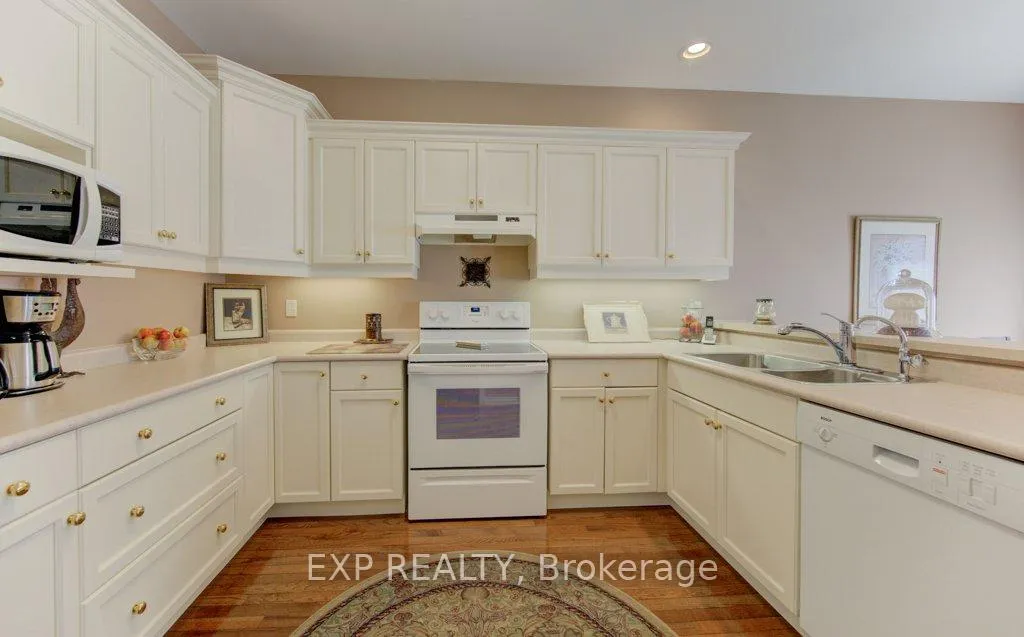 Photo 17 of Unit 8, 545 Laurelwood Drive, Waterloo — HOMEH