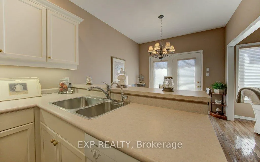 Photo 20 of Unit 8, 545 Laurelwood Drive, Waterloo — HOMEH