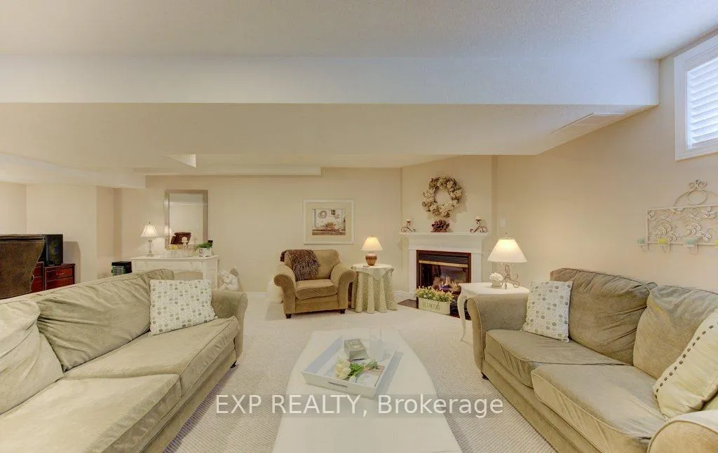 Photo 39 of Unit 8, 545 Laurelwood Drive, Waterloo — HOMEH