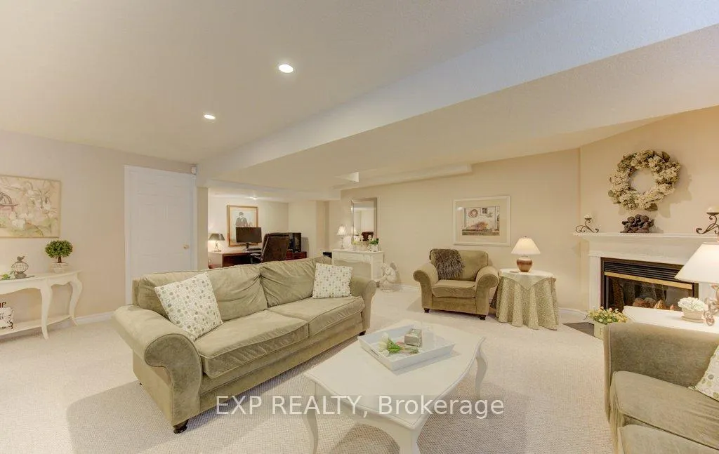 Photo 40 of Unit 8, 545 Laurelwood Drive, Waterloo — HOMEH