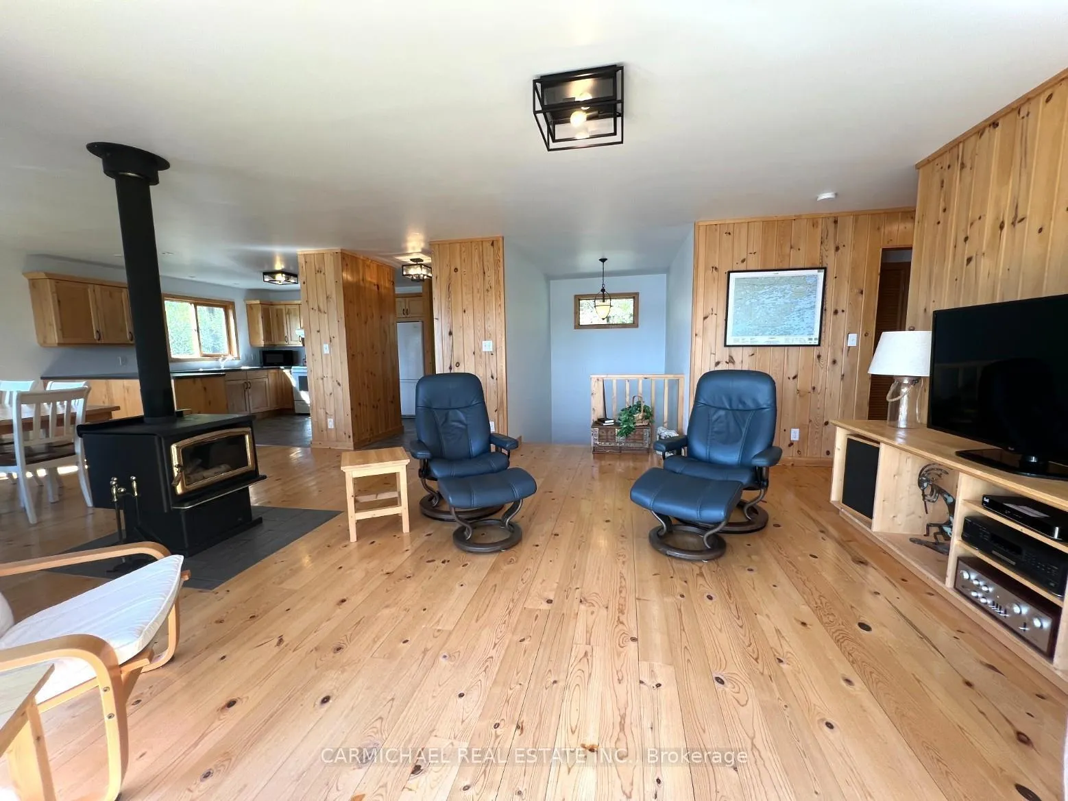 Photo 9 of 101 Rocky Ridge Rd., Kenora Remote Area, Lake of the Woods West — HOMEH
