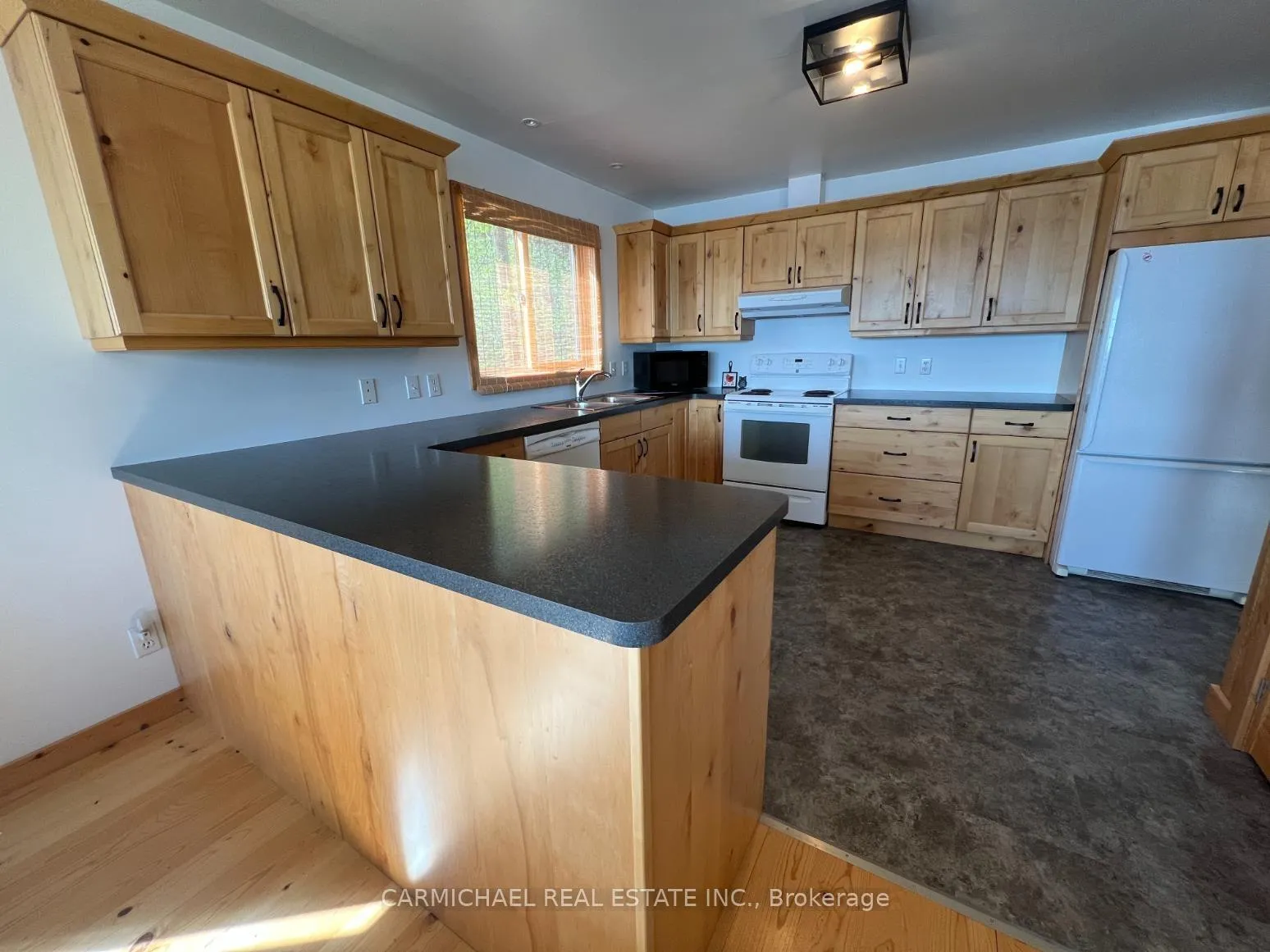 Photo 11 of 101 Rocky Ridge Rd., Kenora Remote Area, Lake of the Woods West — HOMEH