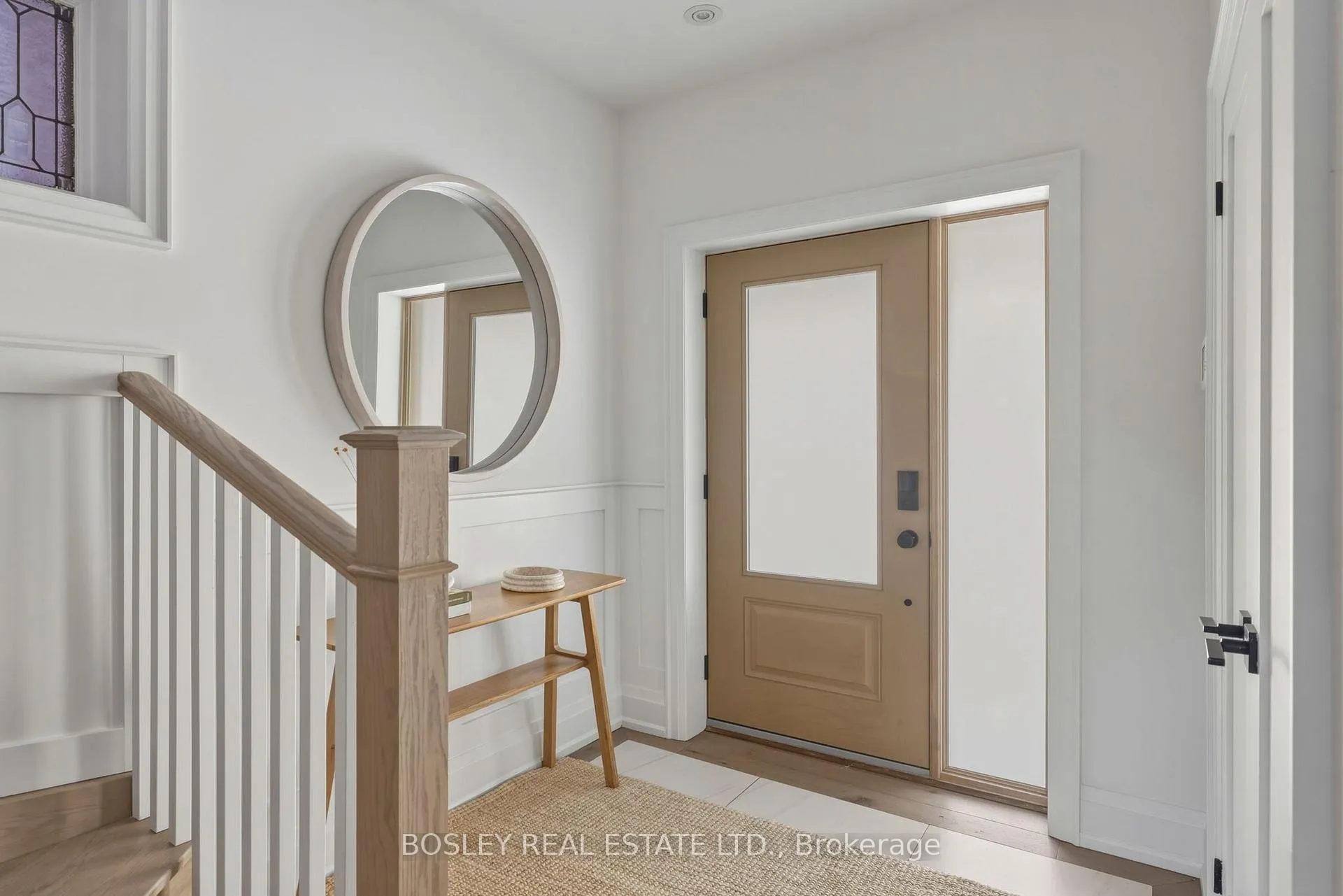 Photo 2 of 19 Lark Street, Toronto, The Beaches — HOMEH