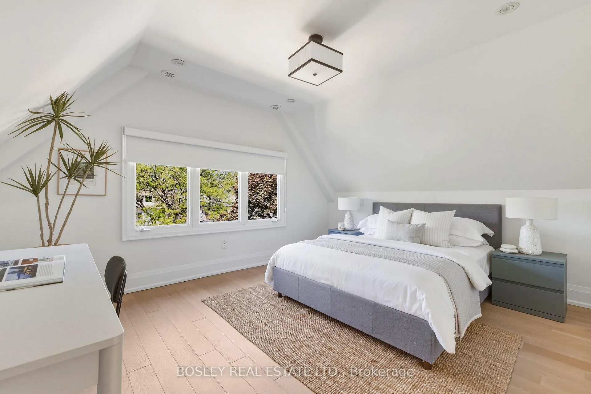 Photo 26 of 19 Lark Street, Toronto, The Beaches — HOMEH