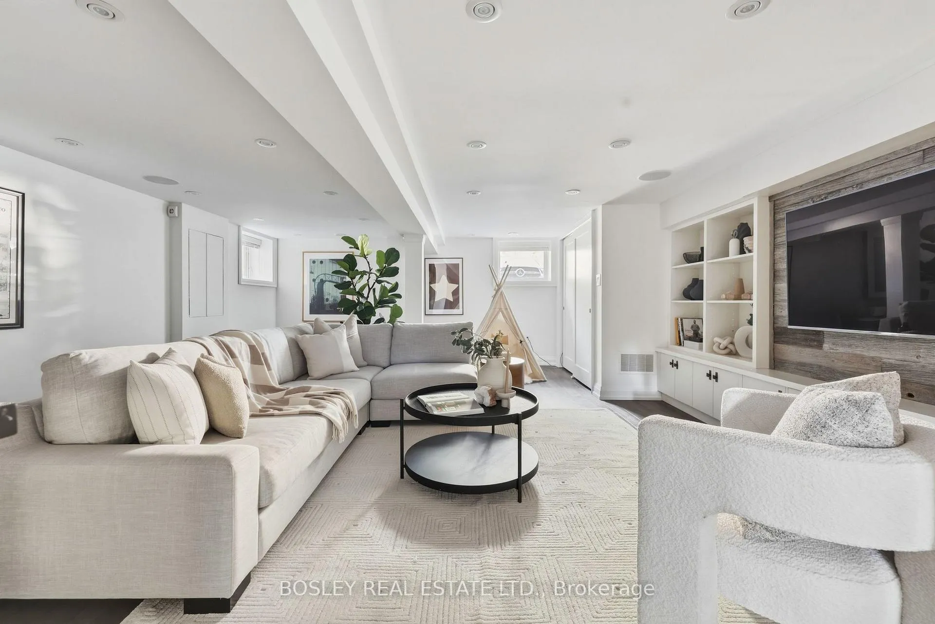 Photo 31 of 19 Lark Street, Toronto, The Beaches — HOMEH