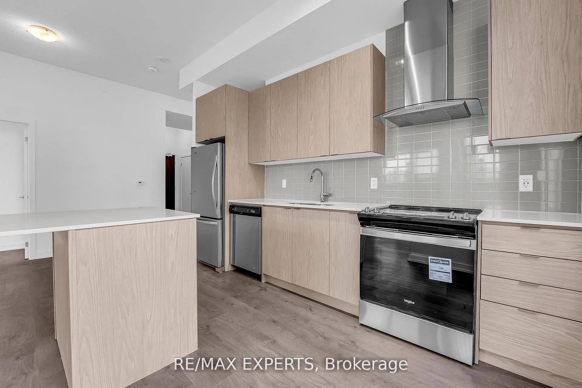 Photo 14 of Unit 502, 55 Duke Street, Kitchener, City Commercial Core — HOMEH
