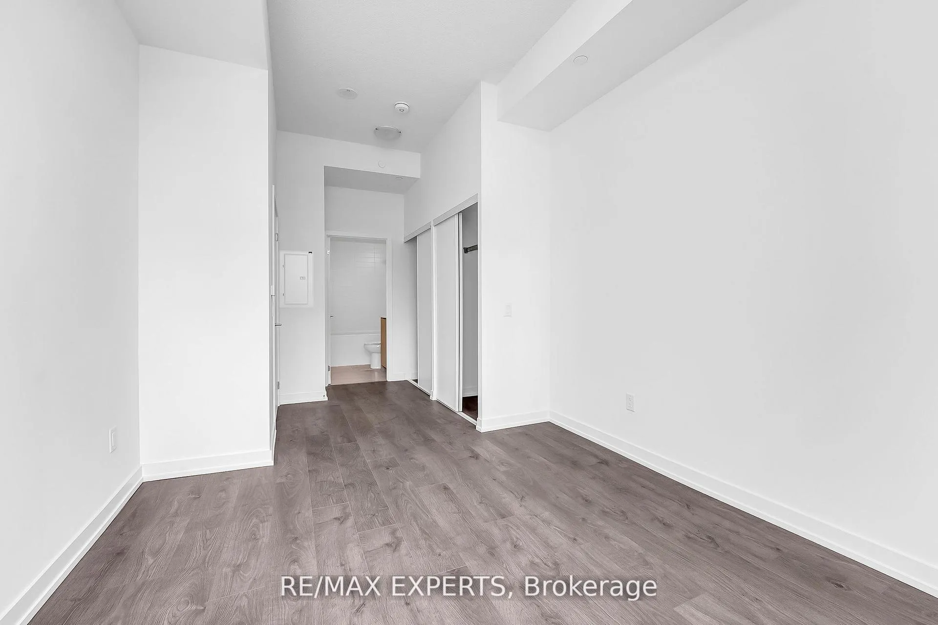 Photo 22 of Unit 502, 55 Duke Street, Kitchener, City Commercial Core — HOMEH