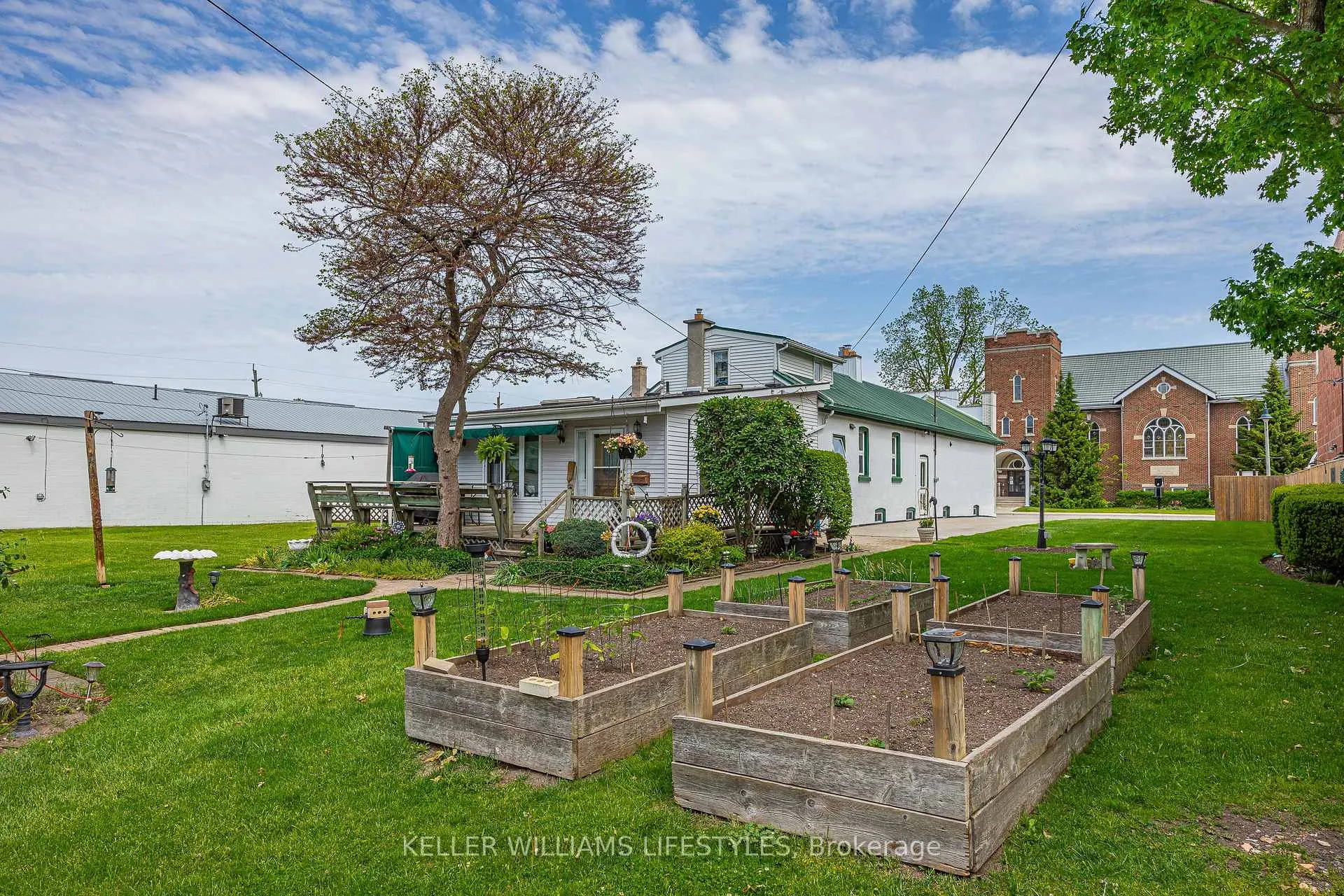 Photo 29 of 153 Ailsa Craig Main Street, North Middlesex, Ailsa Craig — HOMEH