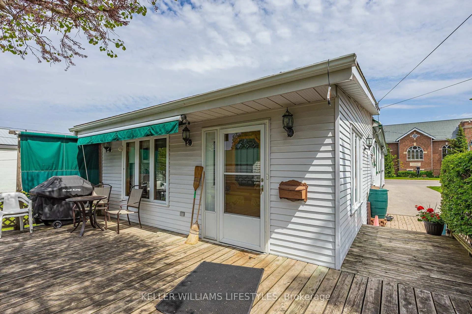 Photo 34 of 153 Ailsa Craig Main Street, North Middlesex, Ailsa Craig — HOMEH