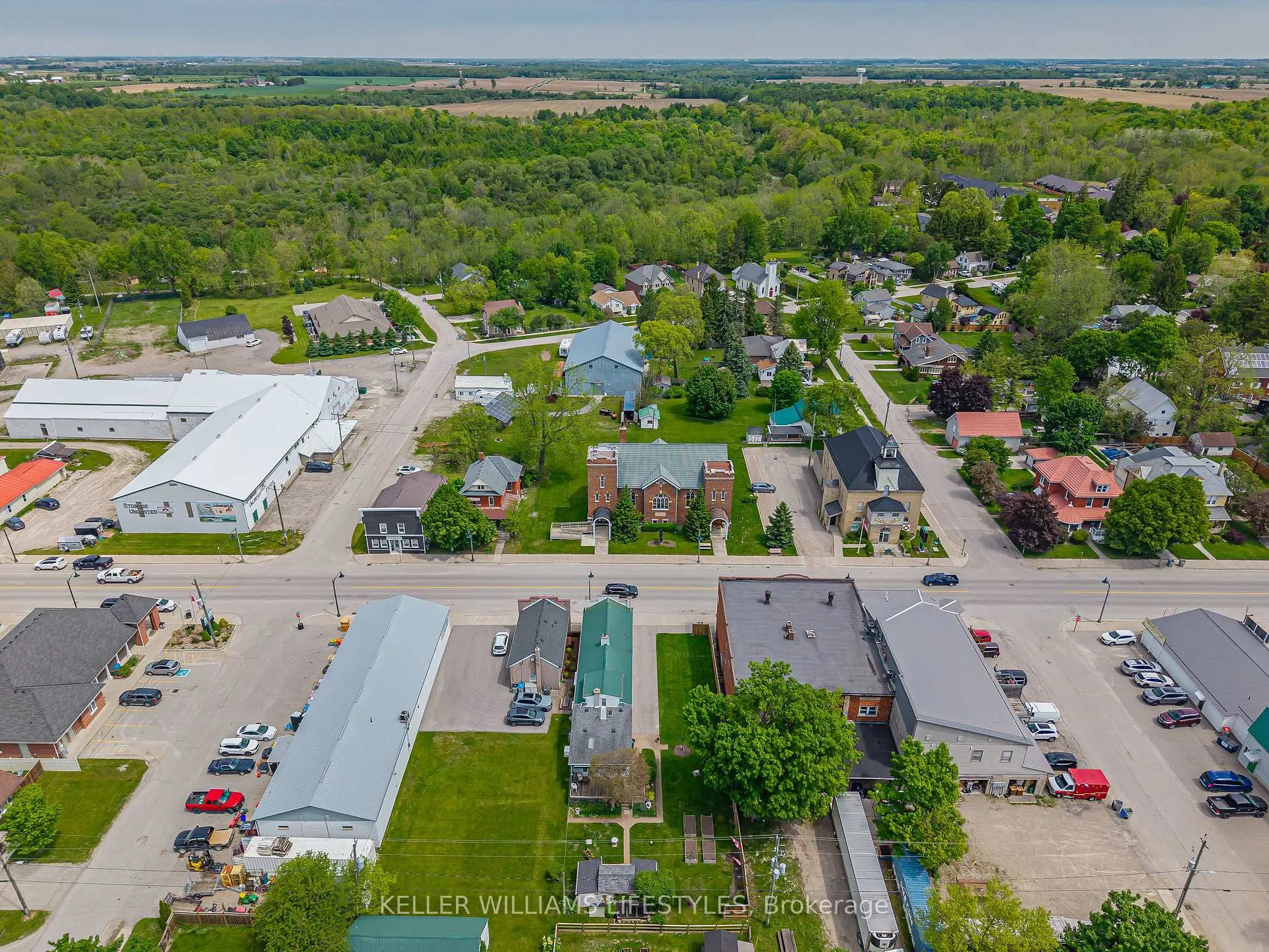 Photo 38 of 153 Ailsa Craig Main Street, North Middlesex, Ailsa Craig — HOMEH