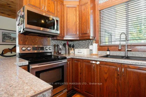 Photo 14 of 55 Kenyon Street E, North Glengarry, Alexandria — HOMEH