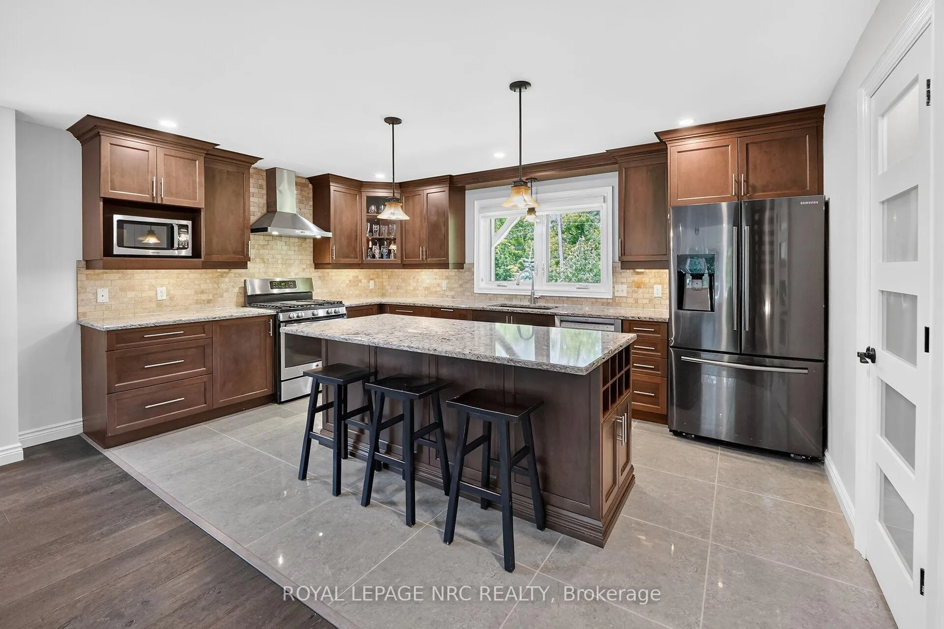 Photo 5 of 3063 Ninth Street, Lincoln, Lincoln-Jordan/Vineland — HOMEH