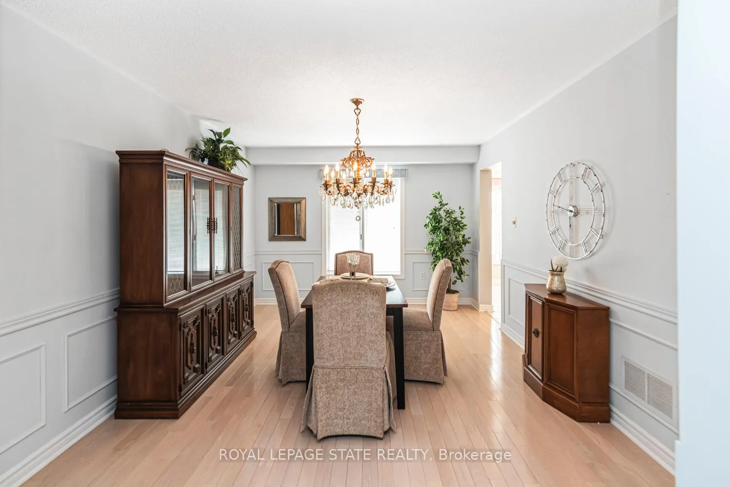 Photo 15 of 85 Citation Crescent, Hamilton, Meadowlands — HOMEH
