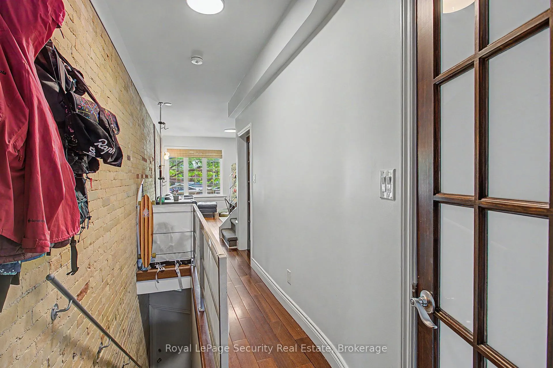 Photo 5 of 410 Manning Avenue, Toronto, Palmerston-Little Italy — HOMEH