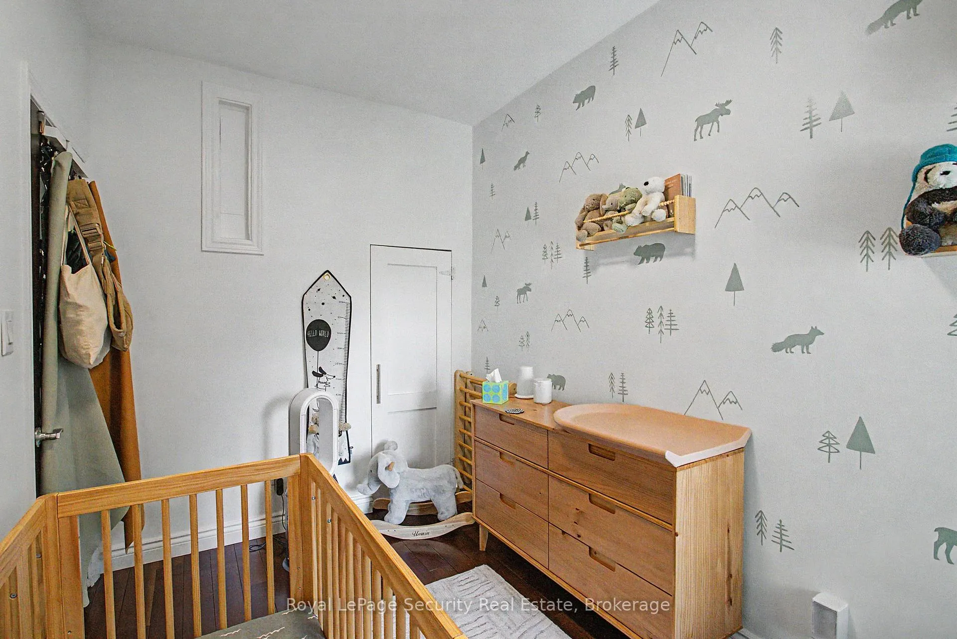 Photo 9 of 410 Manning Avenue, Toronto, Palmerston-Little Italy — HOMEH