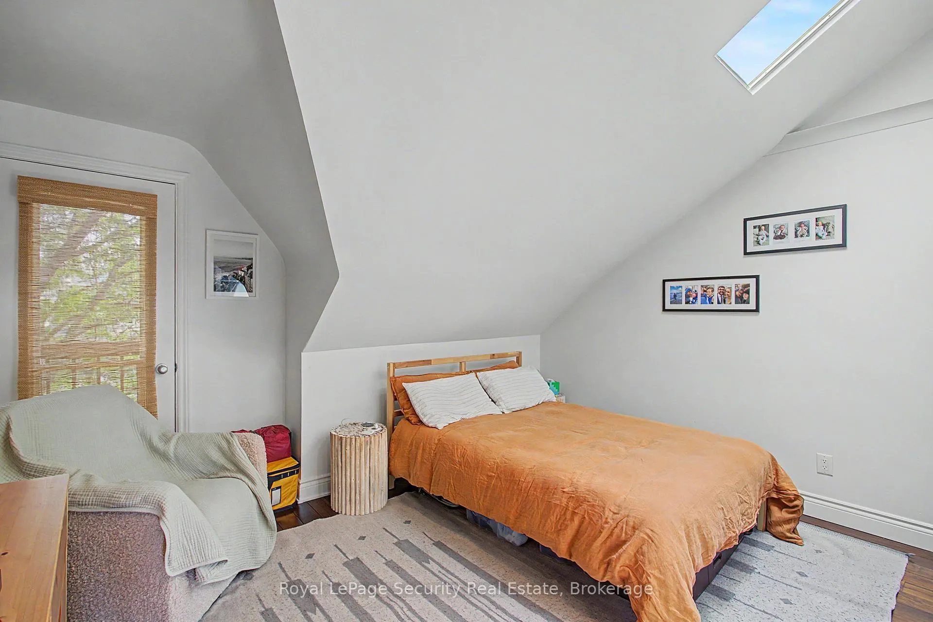 Photo 11 of 410 Manning Avenue, Toronto, Palmerston-Little Italy — HOMEH