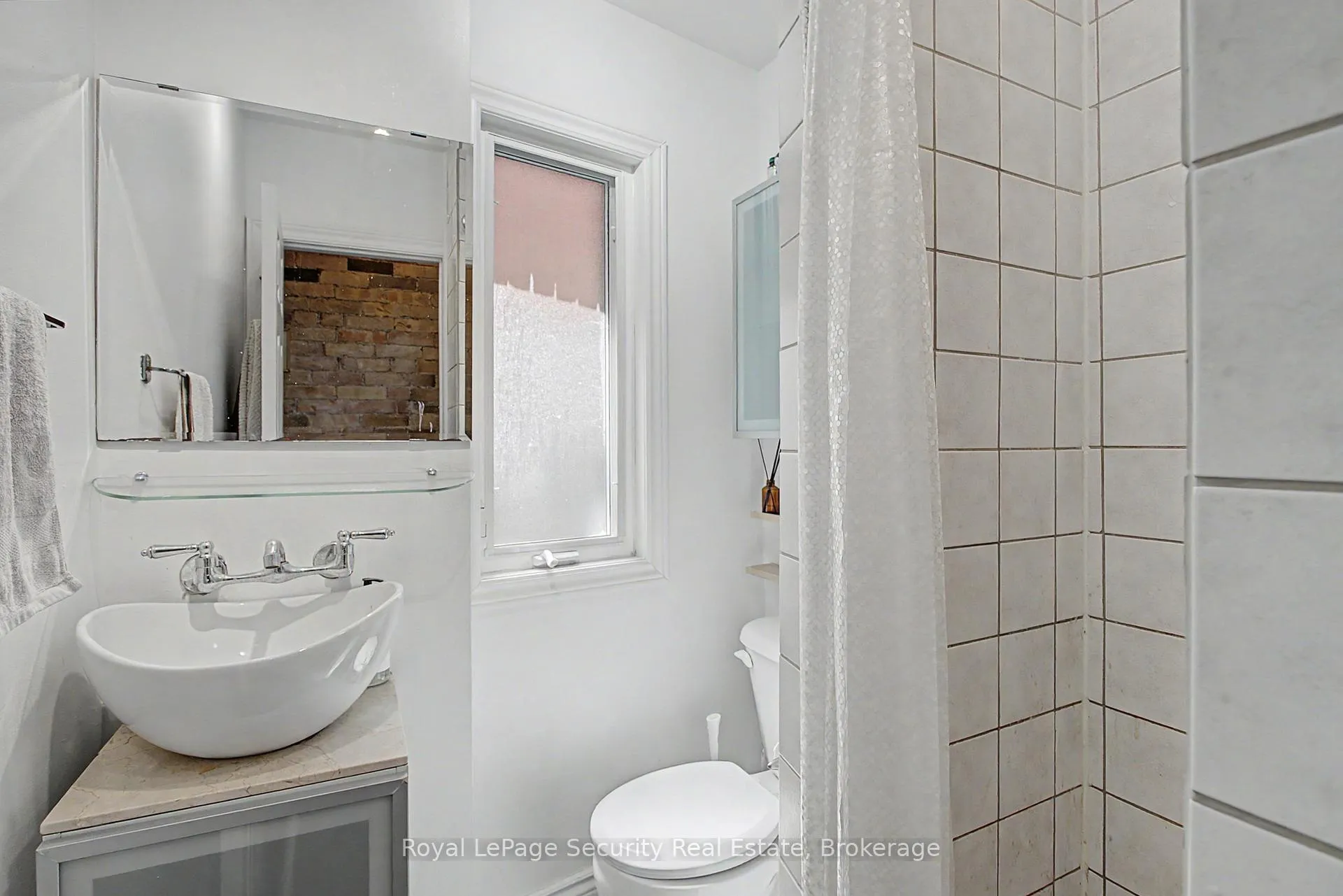 Photo 28 of 410 Manning Avenue, Toronto, Palmerston-Little Italy — HOMEH