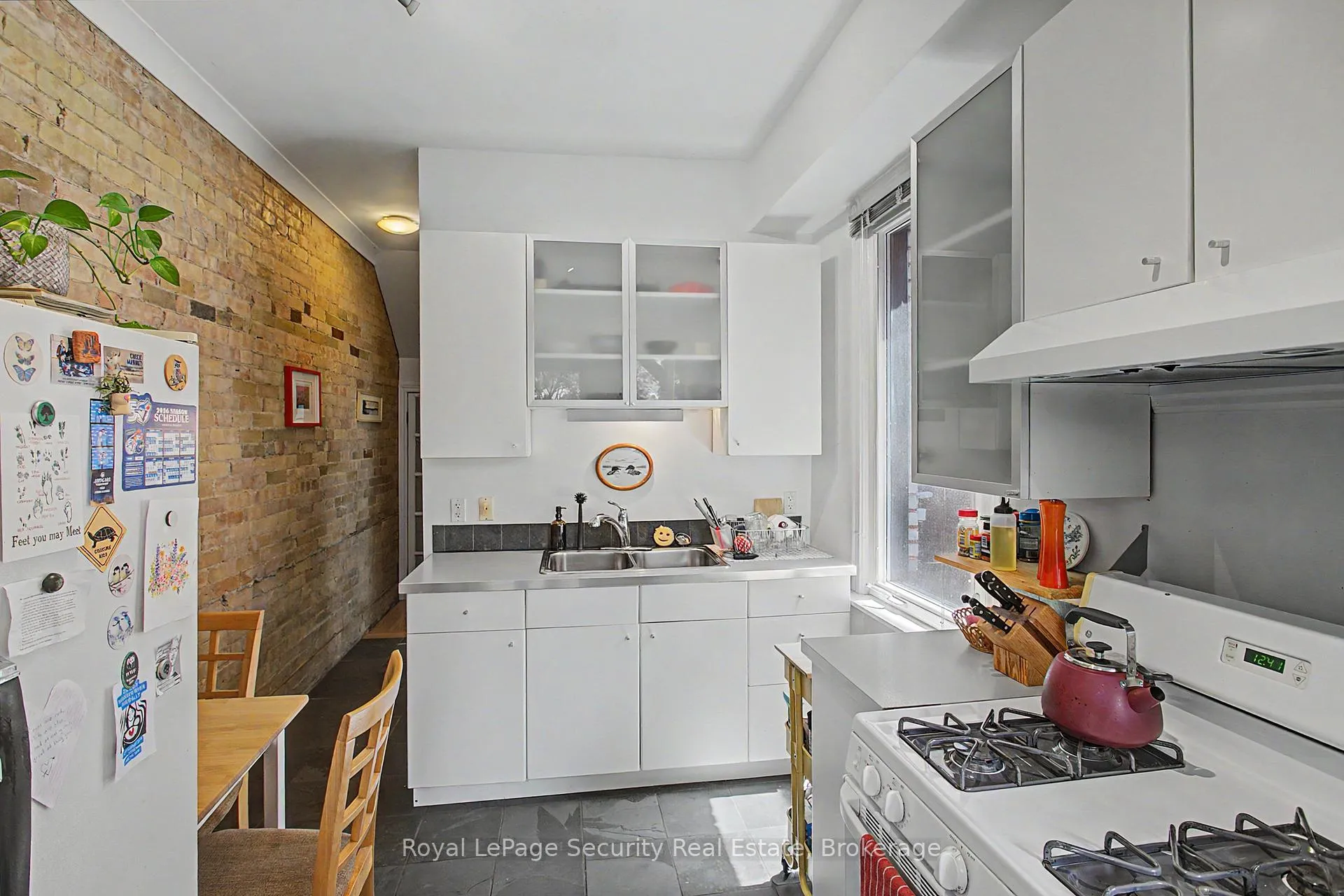 Photo 30 of 410 Manning Avenue, Toronto, Palmerston-Little Italy — HOMEH