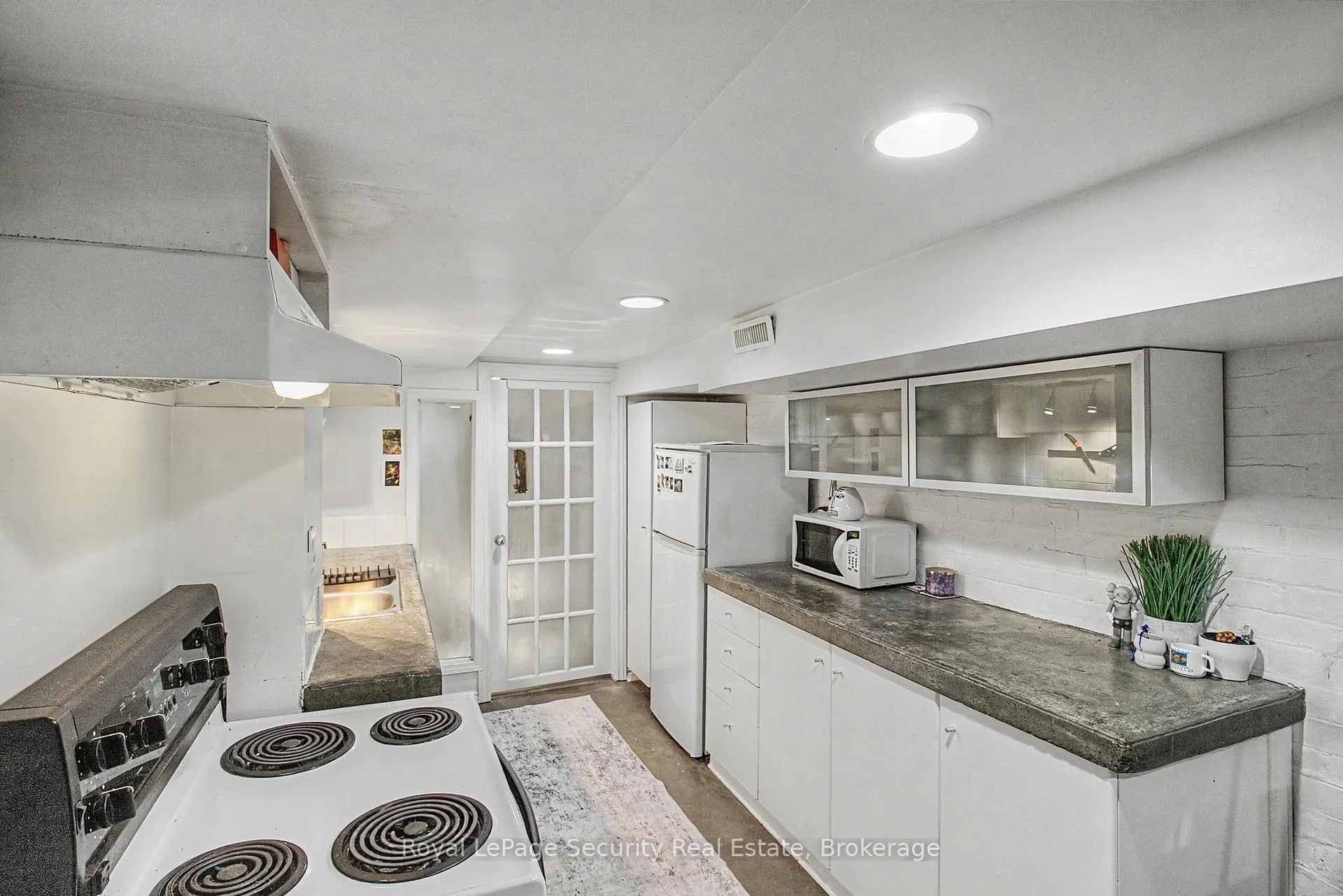 Photo 37 of 410 Manning Avenue, Toronto, Palmerston-Little Italy — HOMEH