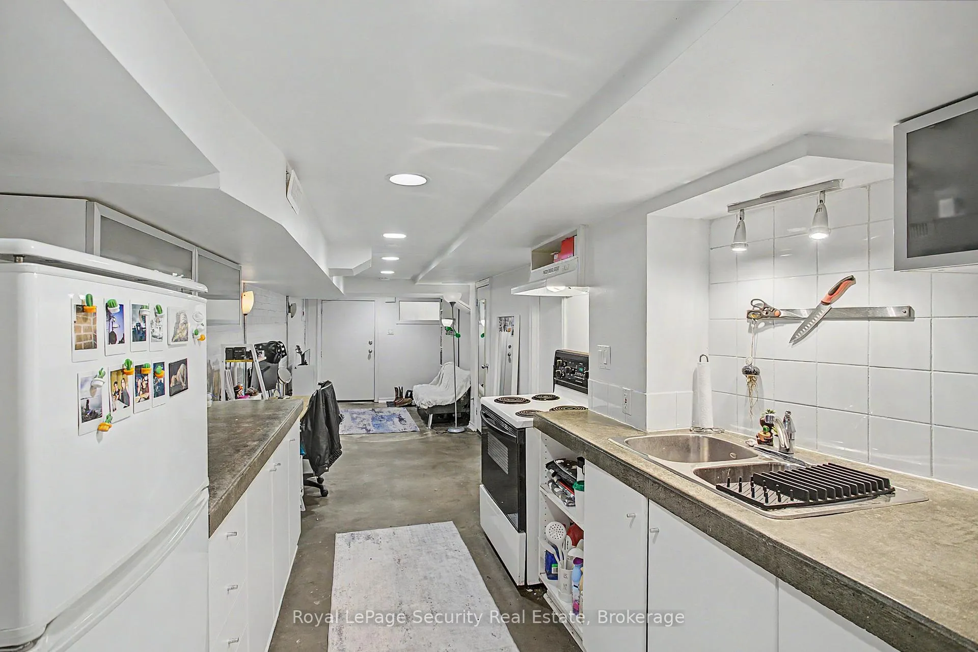 Photo 40 of 410 Manning Avenue, Toronto, Palmerston-Little Italy — HOMEH
