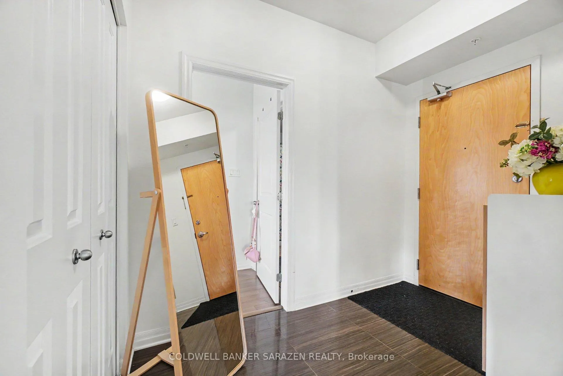 Photo 4 of Unit 303, 250 Winterfell Private, Ottawa, Hunt Club Park — HOMEH