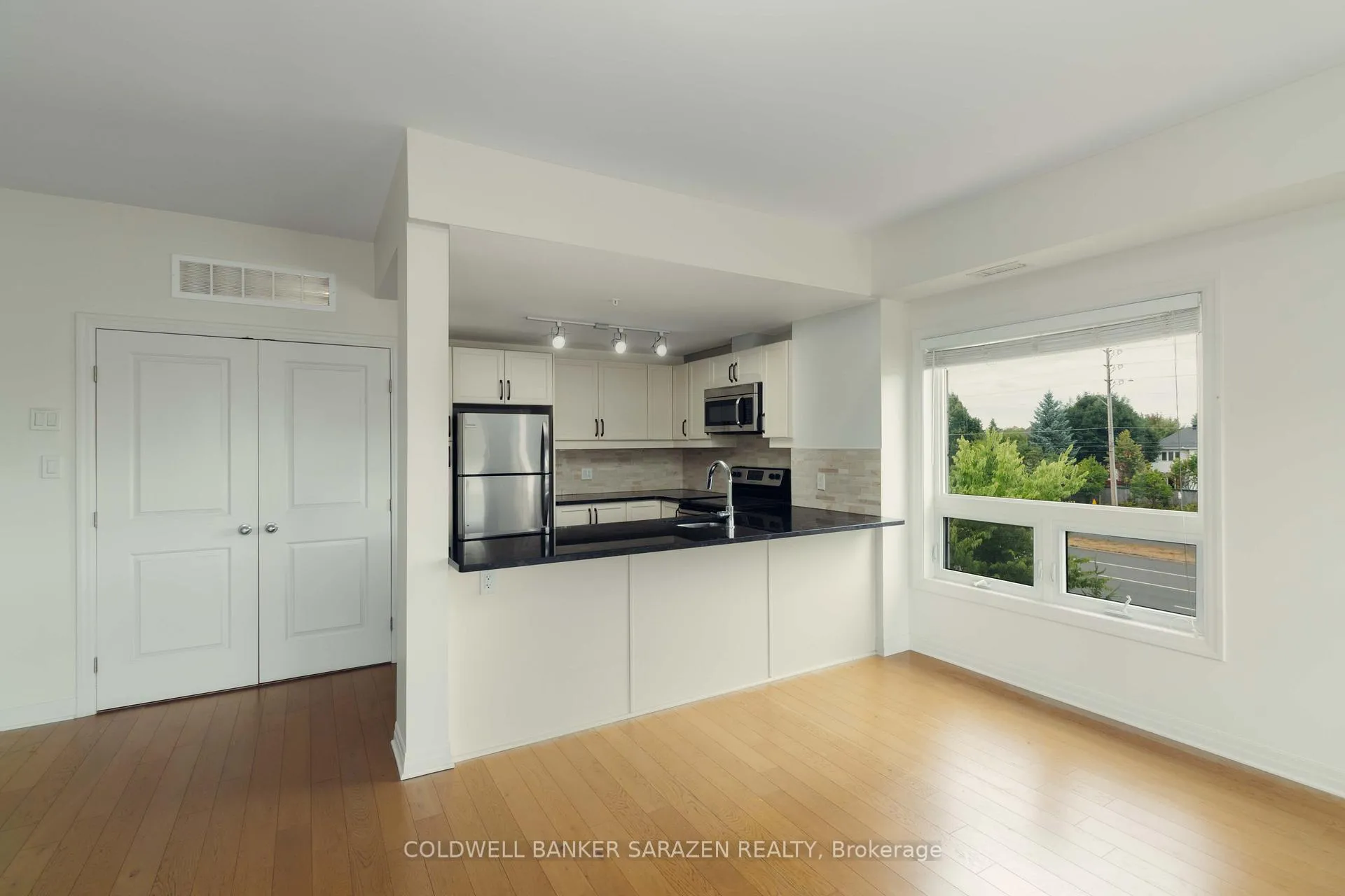 Photo 21 of Unit 303, 250 Winterfell Private, Ottawa, Hunt Club Park — HOMEH